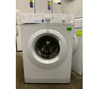 Стиральная машина Indesit NWSB 51051 