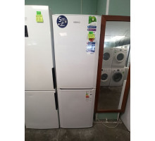 Холодильник Beko CN 328102