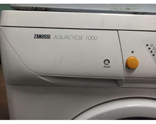  Стиральная машина Zanussi ZWS 1030 с гарантией 