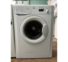 Стиральная машина Indesit WISE 10 CSI