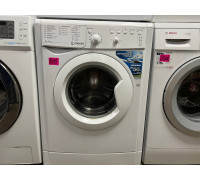 Стиральная машина Indesit IWSB 6085