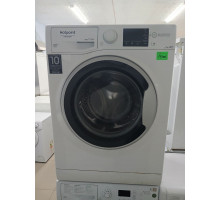 Стиральная машинка Hotpoint Ariston RST 702 7 кг